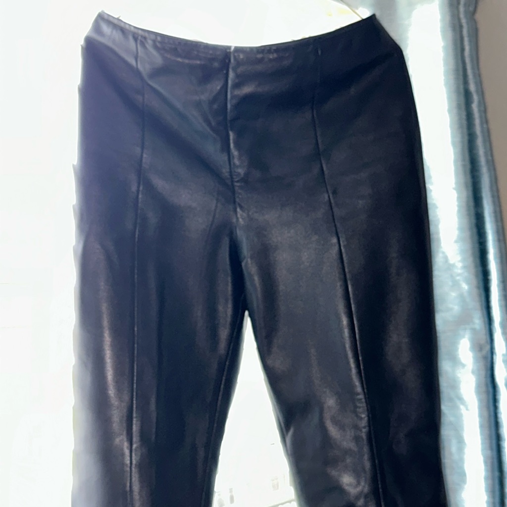 Cache 100% Leather